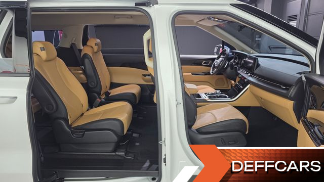 Kia CARNIVAL 9-Seater Noblesse купить на сайте DeffCars