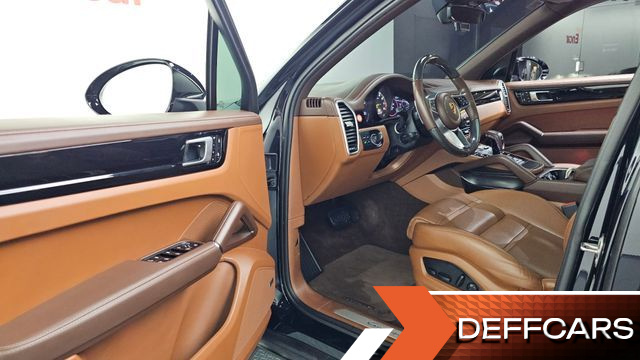 Porsche CAYENNE 3.0 E-Hybrid купить на сайте DeffCars