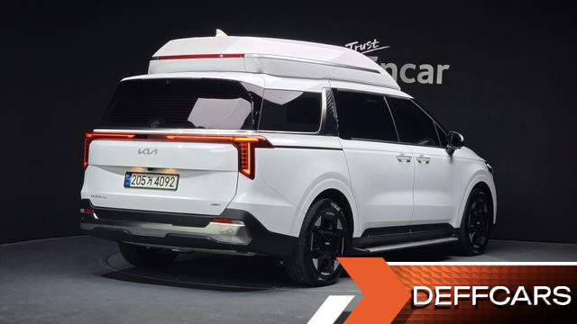Kia CARNIVAL HEV 4-Seater Hi Limousine Signature купить на сайте DeffCars