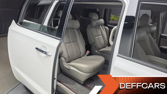 Kia CARNIVAL 9-Seater Noblesse купить на сайте DeffCars