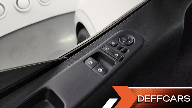 Hyundai STARIA Cargo 5-Seater Modern купить на сайте DeffCars