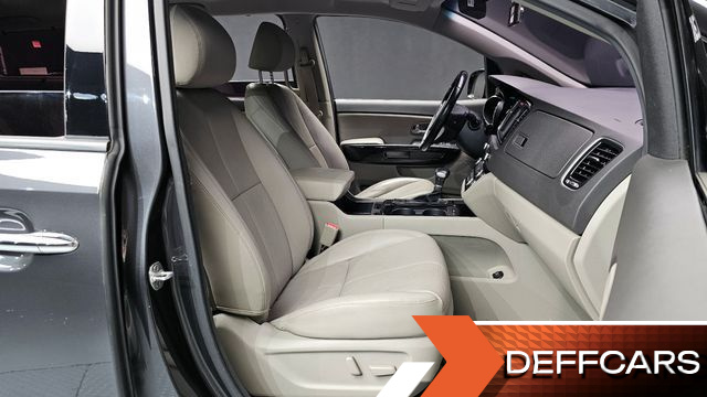 Kia CARNIVAL 9-Seater Noblesse Special купить на сайте DeffCars