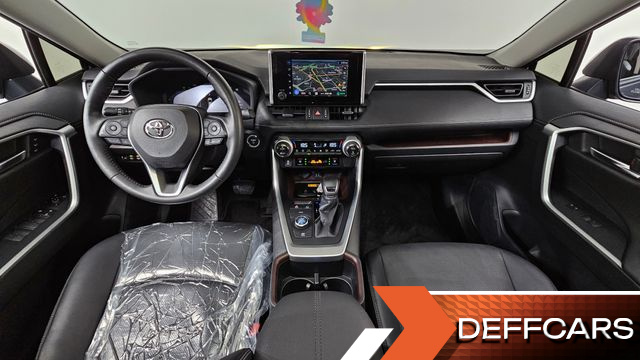 Toyota RAV4 2,5 4WD Hybrid LTD купить на сайте DeffCars