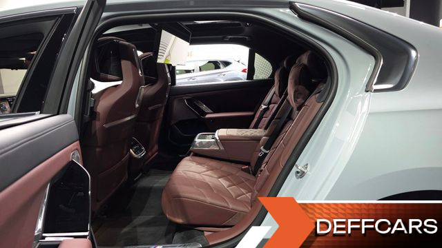 BMW 7-SERIES 740i xDrive M Sport купить на сайте DeffCars
