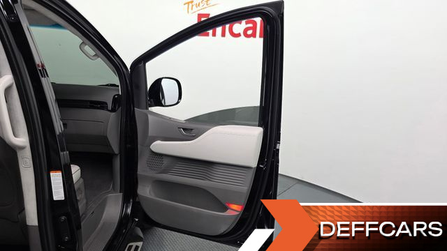 Hyundai STARIA L3.5 Lounge 9-Seater Inspiration купить на сайте DeffCars