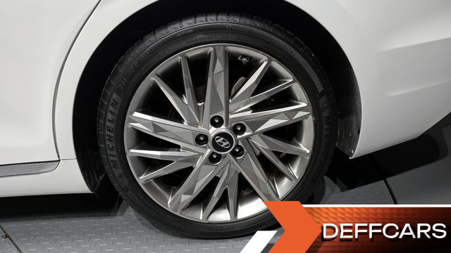 Hyundai GRANDEUR 2.5 Calligraphy купить на сайте DeffCars