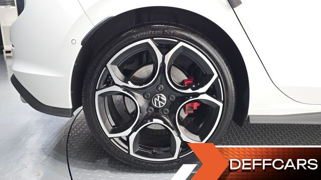 Volkswagen GOLF 2.0 GTI купить на сайте DeffCars