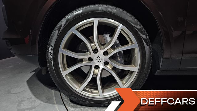 Porsche CAYENNE 3.0 купить на сайте DeffCars