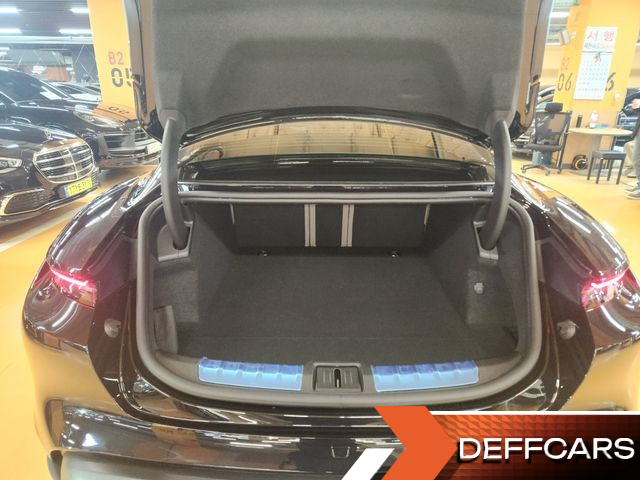 Porsche TAYCAN 4S купить на сайте DeffCars