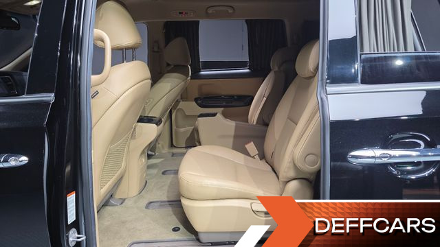 Kia CARNIVAL 9-Seater Hi-Limousine Prestige купить на сайте DeffCars