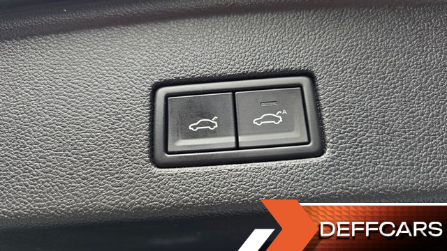 Volkswagen TOUAREG 3.0 TDI Premium купить на сайте DeffCars