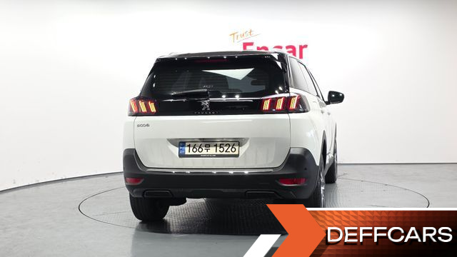 Peugeot 5008 1.2 Pure Tech Allure купить на сайте DeffCars