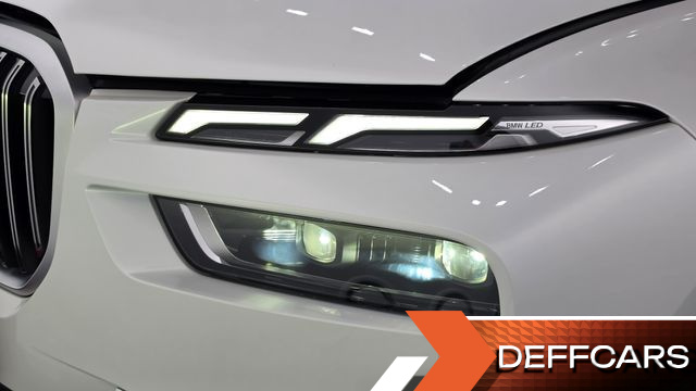 BMW X7 xDrive 40i Design Pure Excellence 6-Seater купить на сайте DeffCars