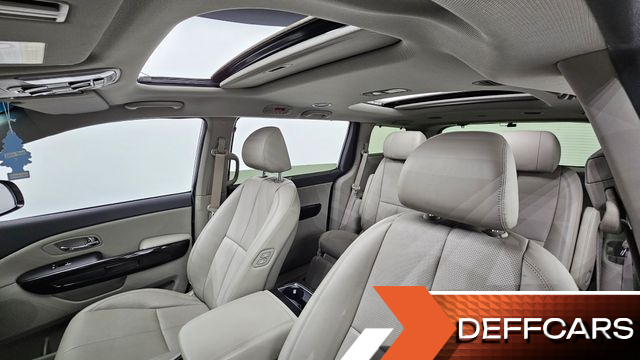 Kia CARNIVAL 7-Seater Limousine VIP купить на сайте DeffCars