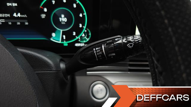 Hyundai GRANDEUR 2.5 Premium Choice купить на сайте DeffCars