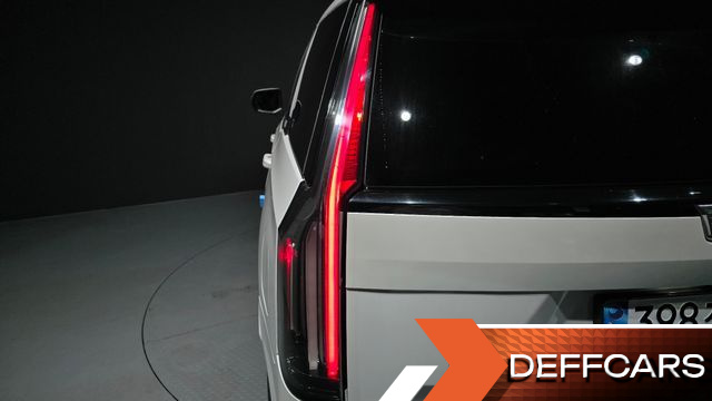 Cadillac ESCALADE 6.2 Sports Platinum купить на сайте DeffCars