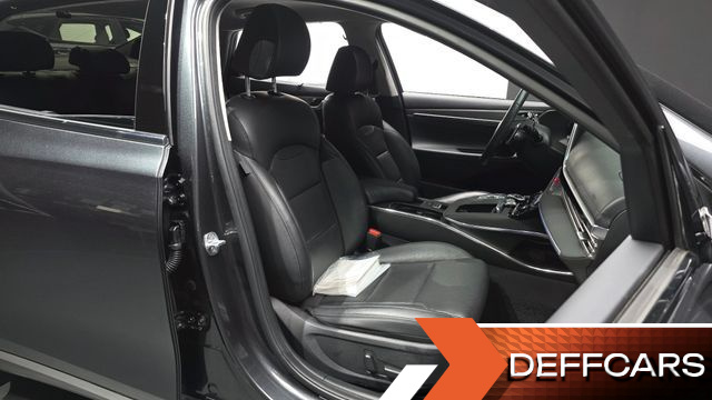 Hyundai GRANDEUR Le Blanc купить на сайте DeffCars