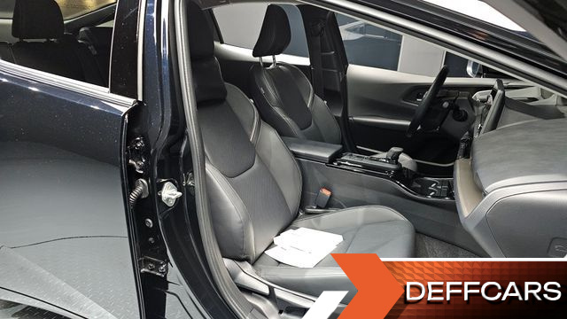 Toyota PRIUS 2.0 XLE купить на сайте DeffCars