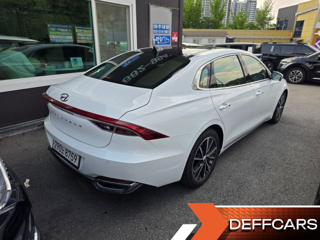 Hyundai GRANDEUR 2.5 Le Blanc купить на сайте DeffCars