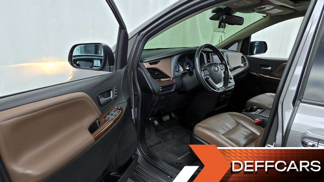 Toyota SIENNA 3.5 AWD купить на сайте DeffCars