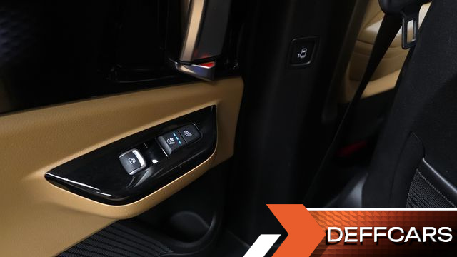 Kia CARNIVAL 9-Seater Signature купить на сайте DeffCars