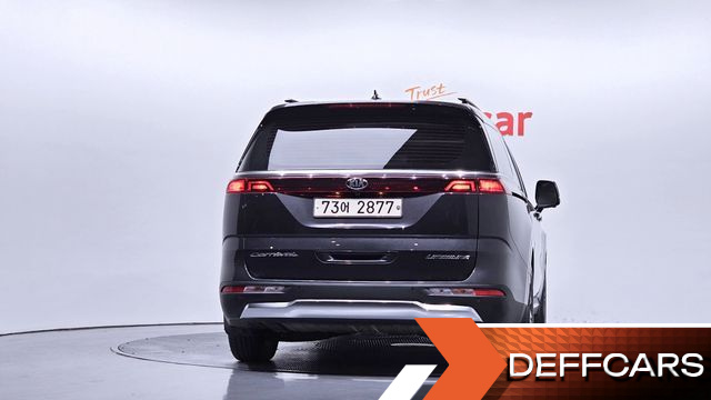 Kia CARNIVAL 11-Seater Signature купить на сайте DeffCars