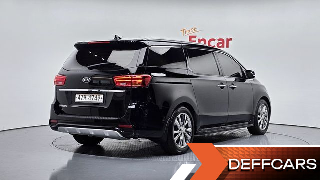 Kia CARNIVAL 9-Seater Noblesse Special купить на сайте DeffCars