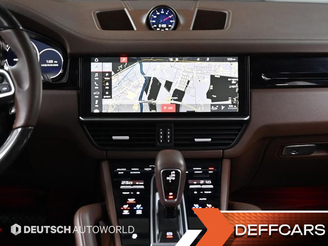 Porsche CAYENNE 3.0 купить на сайте DeffCars