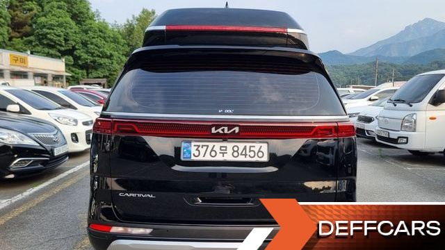 Kia CARNIVAL Gasoline 7-Seater Hi-Limousine Signature купить на сайте DeffCars