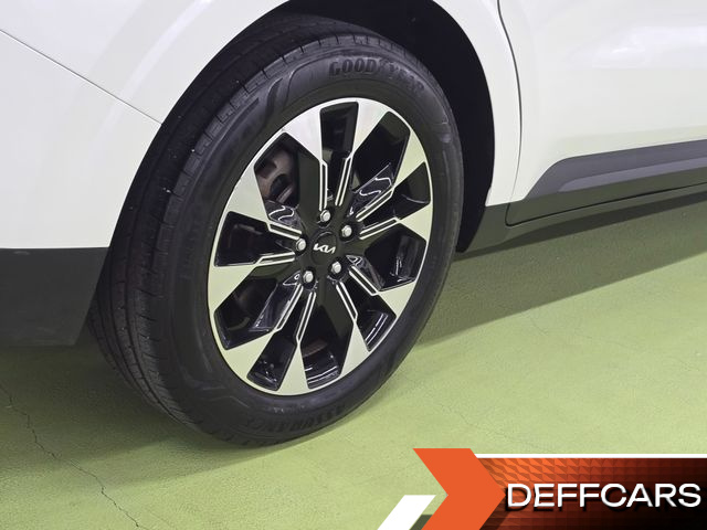 Kia CARNIVAL Gasoline 9-Seater Prestige купить на сайте DeffCars