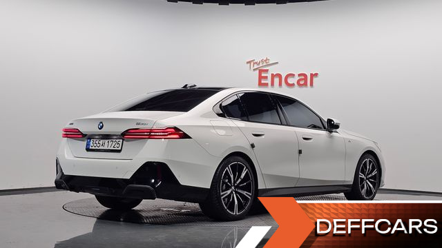 BMW 5-SERIES 530i xDrive M Sport купить на сайте DeffCars