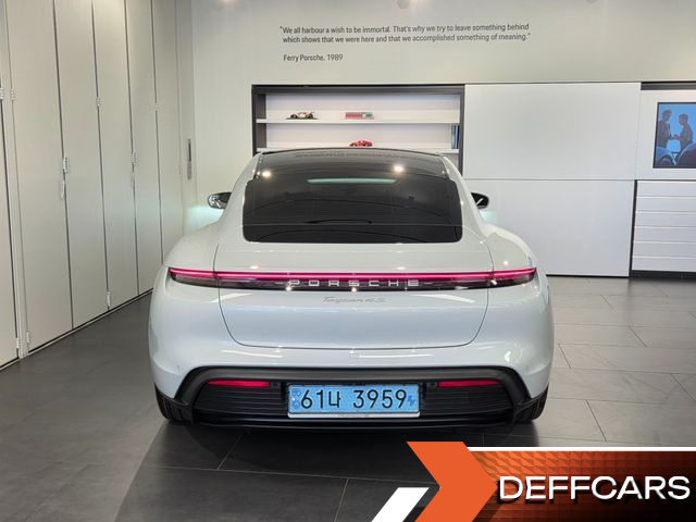Porsche TAYCAN 4S купить на сайте DeffCars
