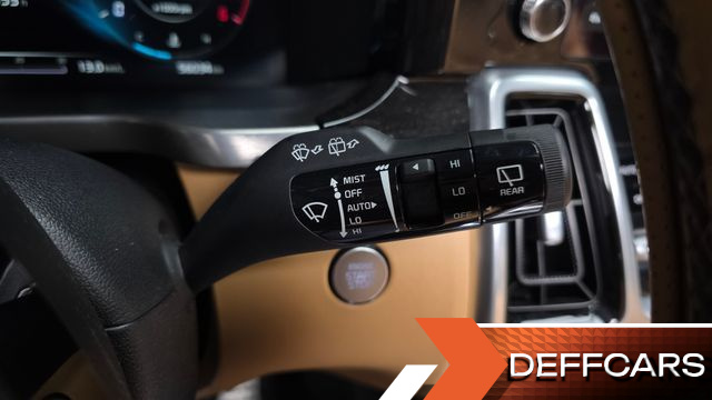 Kia SORENTO Diesel 2.2 2WD Signature купить на сайте DeffCars