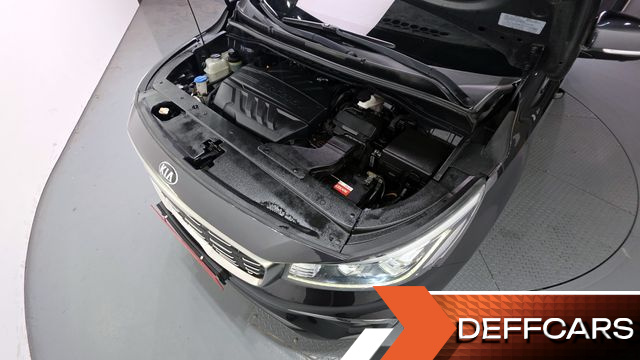Kia CARNIVAL 9-Seater Noblesse Special купить на сайте DeffCars