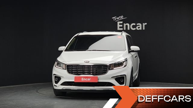 Kia CARNIVAL 9-Seater Luxury купить на сайте DeffCars