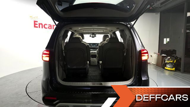 Kia CARNIVAL 9-Seater Prstige купить на сайте DeffCars