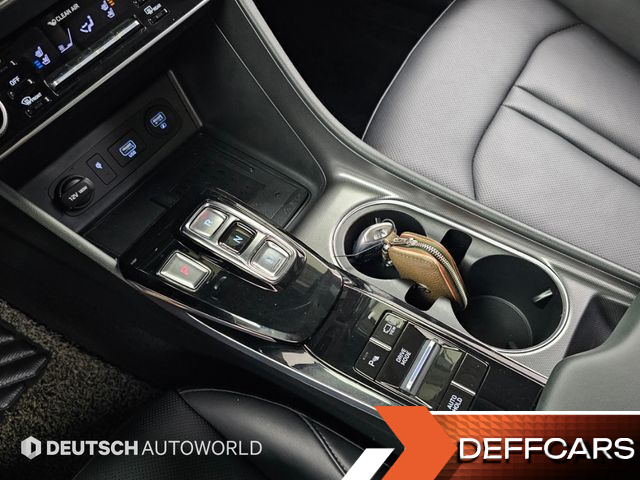 Hyundai SONATA 2.0 Premium Family купить на сайте DeffCars