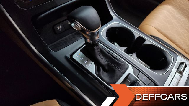 Kia CARNIVAL 9-Seater Prestige купить на сайте DeffCars