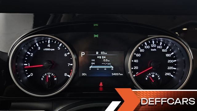 Kia CARNIVAL Gasoline 7-Seater Noblesse купить на сайте DeffCars
