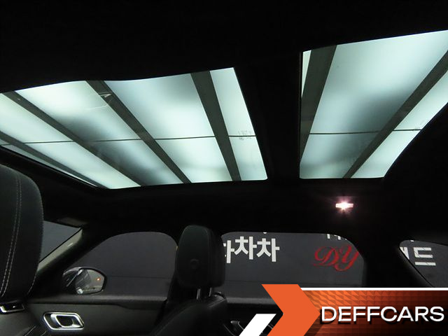 Land Rover RANGE ROVER VELAR 3.0 D300 R-Dynamic SE купить на сайте DeffCars