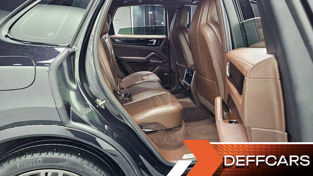 Porsche CAYENNE 3.0 купить на сайте DeffCars