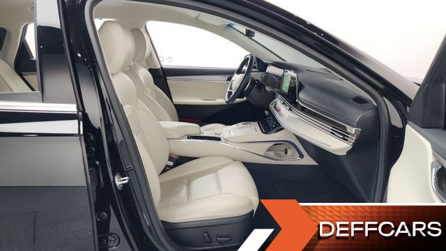 Hyundai GRANDEUR 2.5 Le Blanc купить на сайте DeffCars