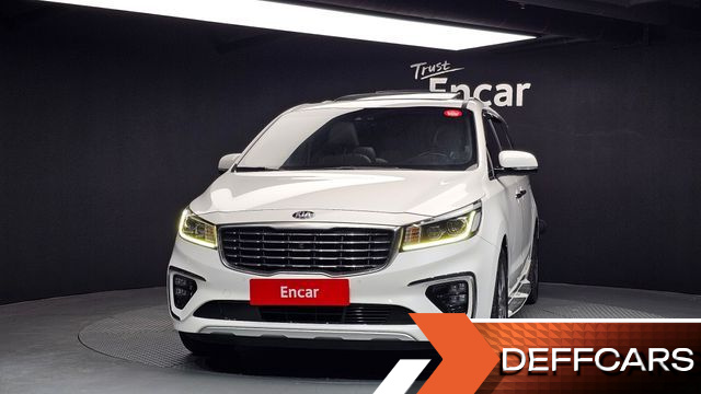 Kia CARNIVAL 9-Seater Noblesse Special купить на сайте DeffCars