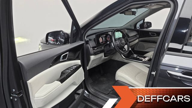Kia CARNIVAL 9-Seater Noblesse купить на сайте DeffCars