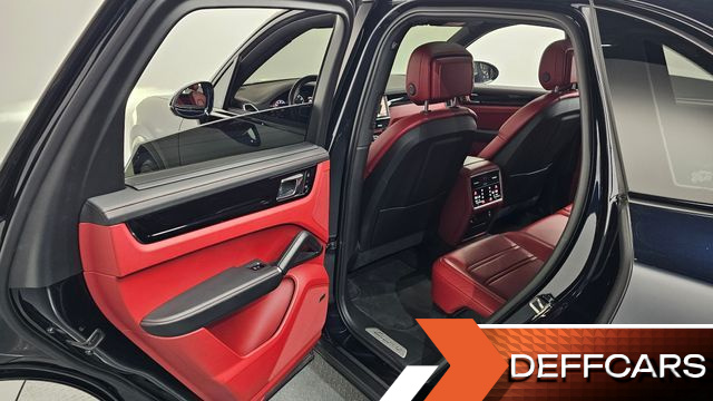 Porsche CAYENNE 3.0 купить на сайте DeffCars