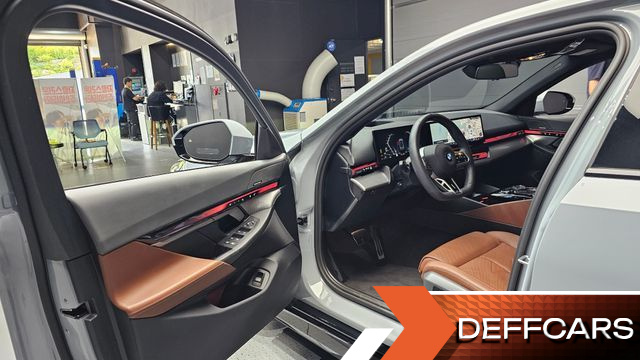 BMW 5-SERIES 530i xDrive M Sport купить на сайте DeffCars