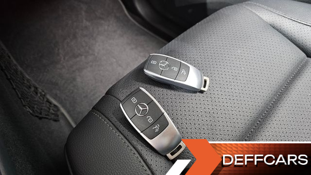 Mercedes GLE-CLASS GLE300d 4MATIC купить на сайте DeffCars