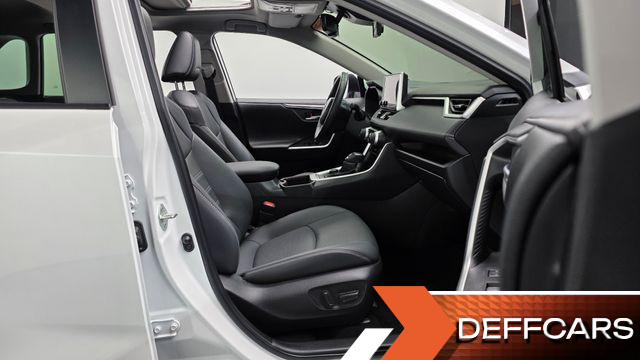 Toyota RAV4 2,5 4WD Hybrid LTD купить на сайте DeffCars