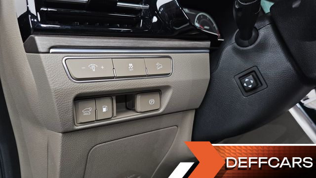 Kia MOHAVE Diesel 3.0 4WD 6-Seater Masters купить на сайте DeffCars