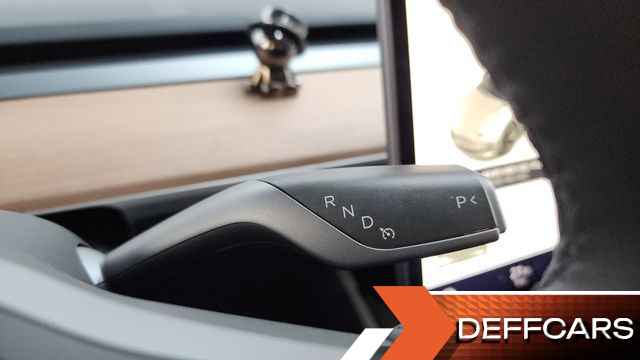 Tesla MODEL 3 Long Range AWD купить на сайте DeffCars
